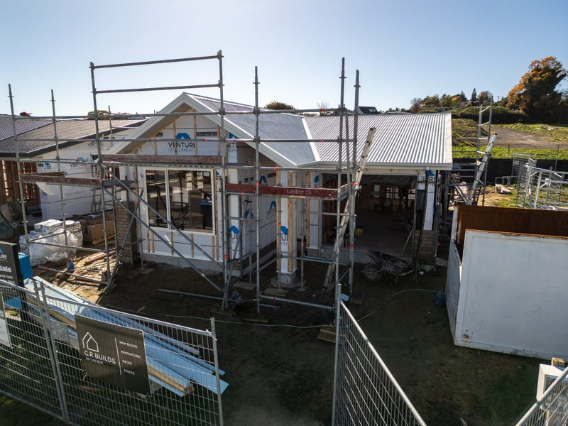 Image 2 of 14