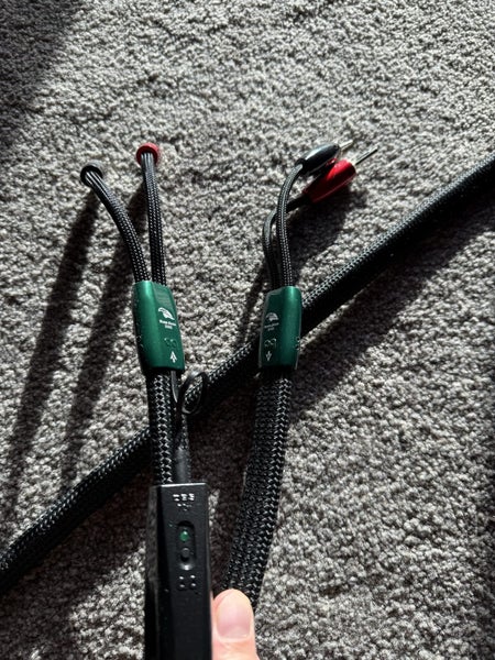 AudioQuest Robin Hood ZERO Speaker Cable Carousel 1