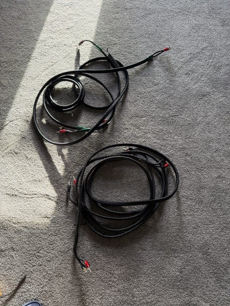 AudioQuest Robin Hood ZERO Speaker Cable Carousel 3