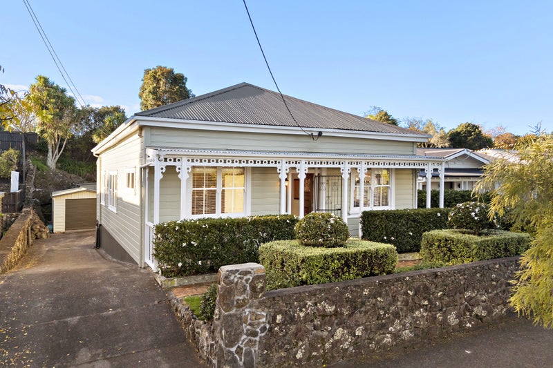 Image 1 of 25
