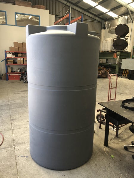 2000 Litre Water Tank - NZ Made - Light Grey - drinking water grade MDPE Carousel 1