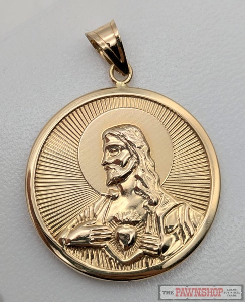 Religious Big Round Pendant in 18ct Yellow Gold 3.70 Grams Carousel 1