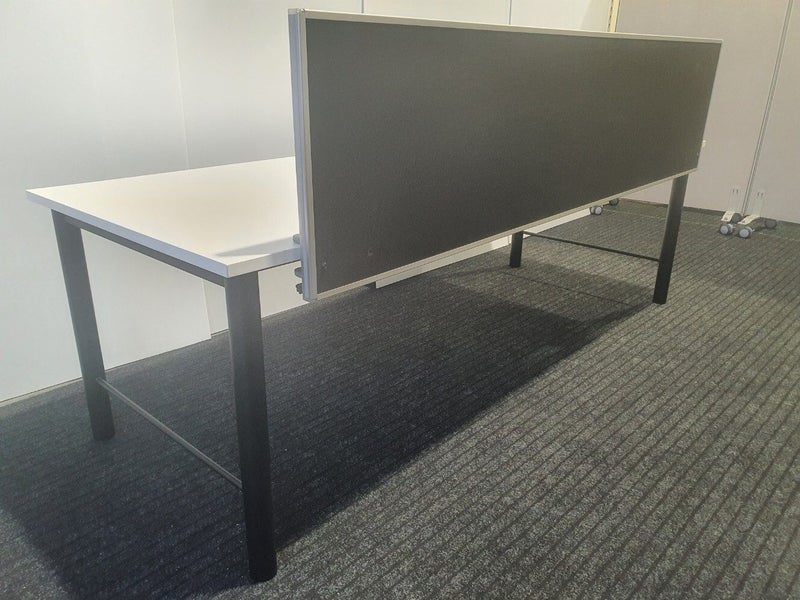 Large desk pod / Desk system for 2 Carousel 9