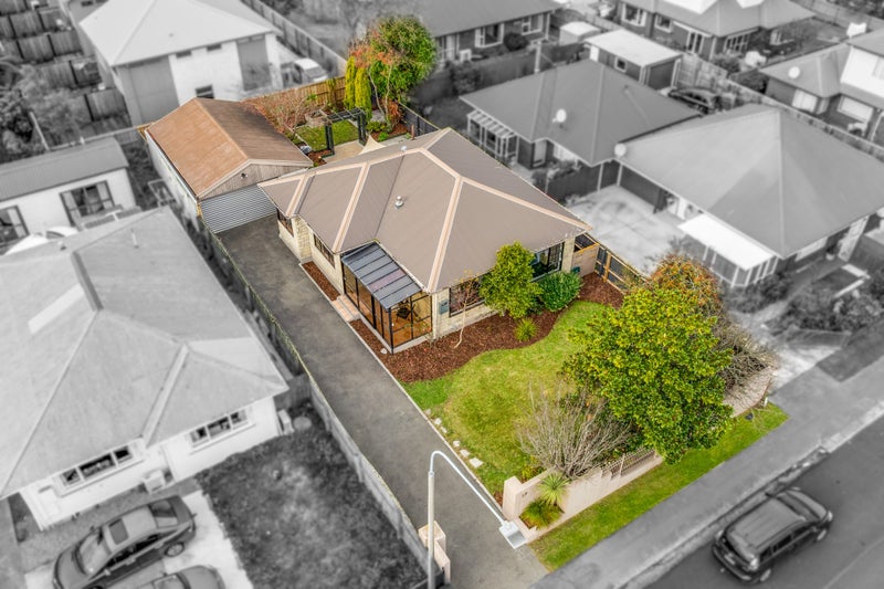 Image 1 of 20