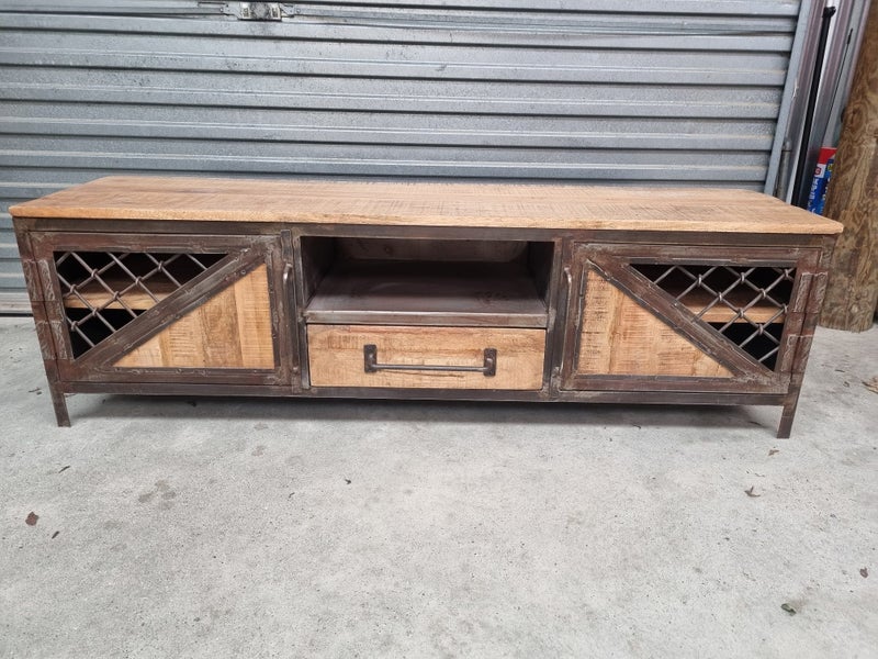 Industrial T.V. cabinet Carousel 1