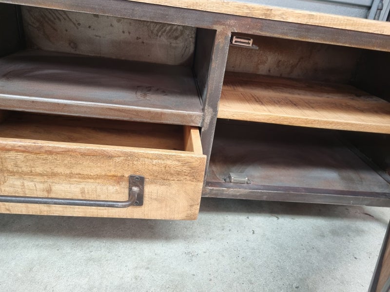 Industrial T.V. cabinet Carousel 5