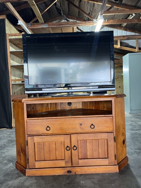 Wooden TV cabinet Carousel 2