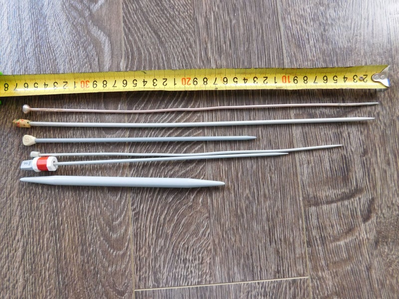 Extra Knitting Needles Carousel 1
