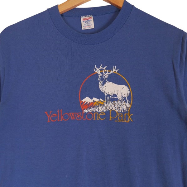 Vintage 1982 Single Stitch Yellowstone Park Tee Medium Carousel 2