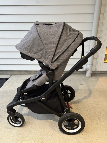Thule urban glide stroller / pram and accessories. 8 piece set. Carousel 2
