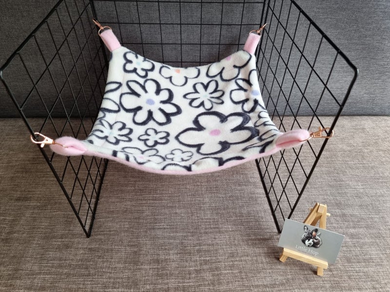 Hammock- small animal Carousel 1