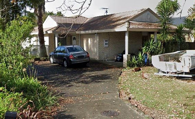 Image 1 of 4