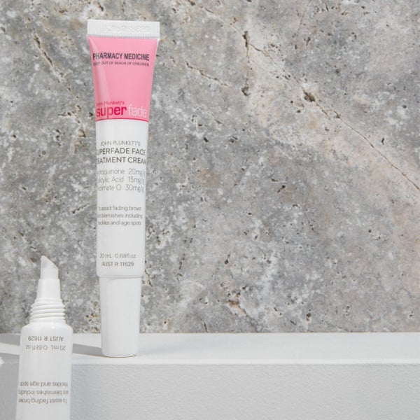 John Plunkett's SuperFade Face Treatment Cream 20mL Carousel 15