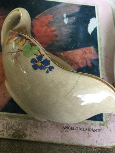 EMPIRE ENGLAND JUG Carousel 2