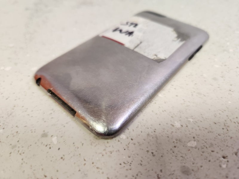 APPLE IPOD TOUCH (2ND GEN) 8GB MC086ZP (FAULTY) W192612-143 Carousel 2