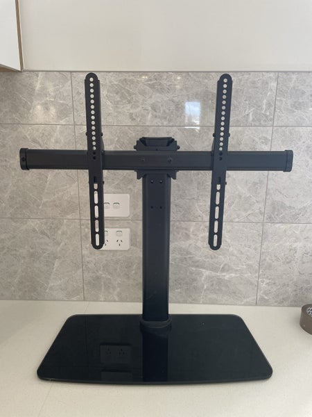 Swivel TV stand 65” Carousel 3