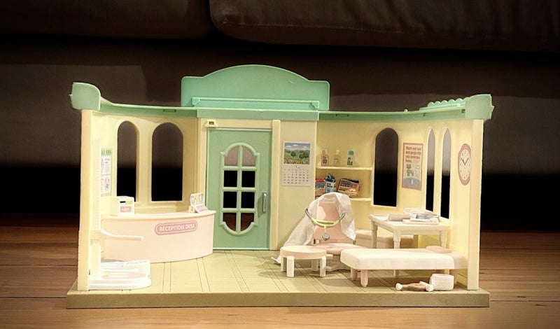 Sylvanian Country Hospital62863873894017113