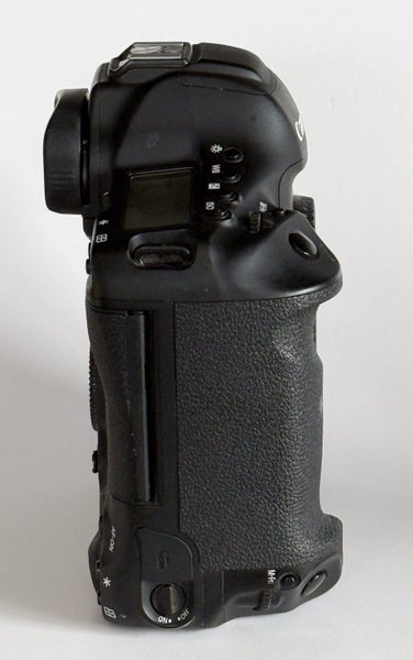 Canon 1Dx Mark II in excellent condition.63003466883458113