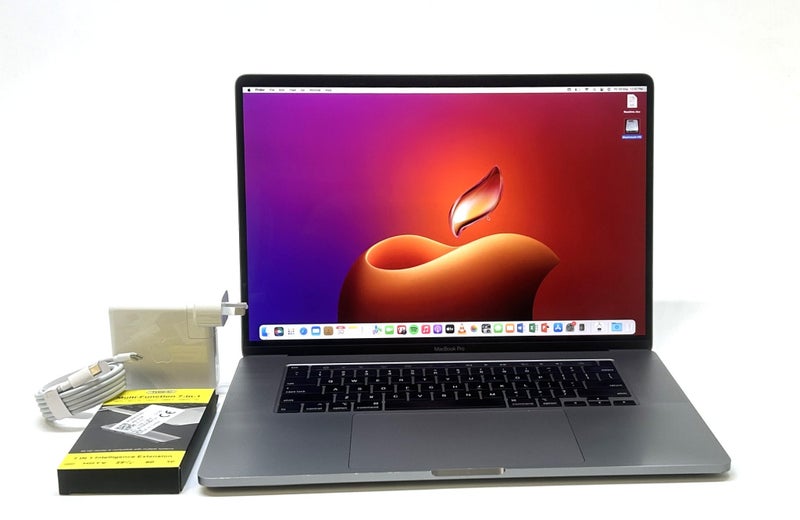 MacBook Pro 16"62863848125186111