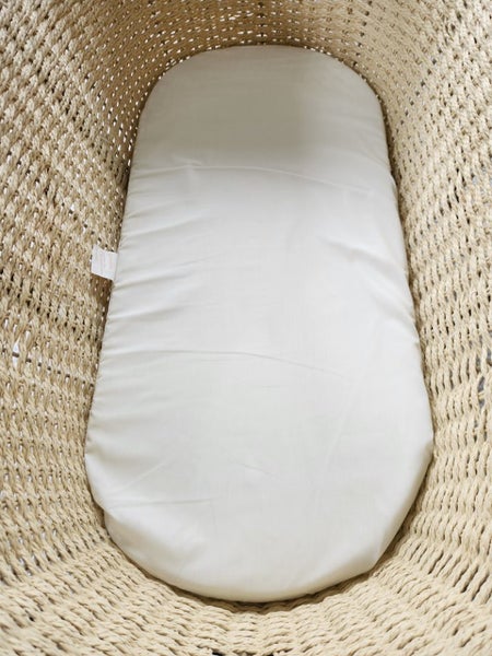 Nestling moses basket62863216601474112