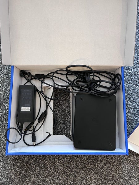 PlayStation 4 VR headset + camera62865823439618113