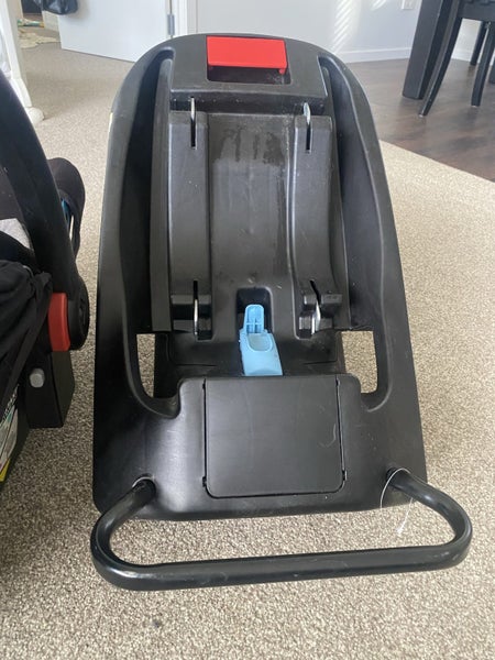 Mountain buggy Infant capsule and base62864737530241111