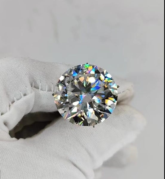 D-colored Mosang diamond bare stones 3 carats each 9.0mm Carousel 1