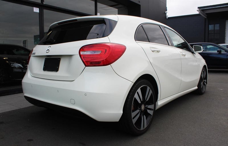 2014 Mercedes-Benz A 18062863261411329112