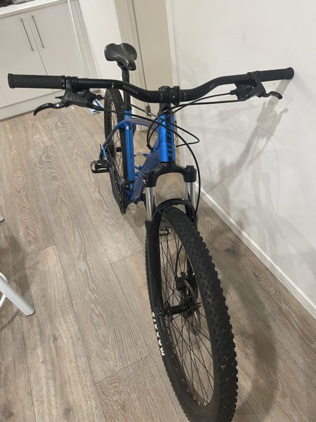 Giant Talon mountain bike62863873528066111