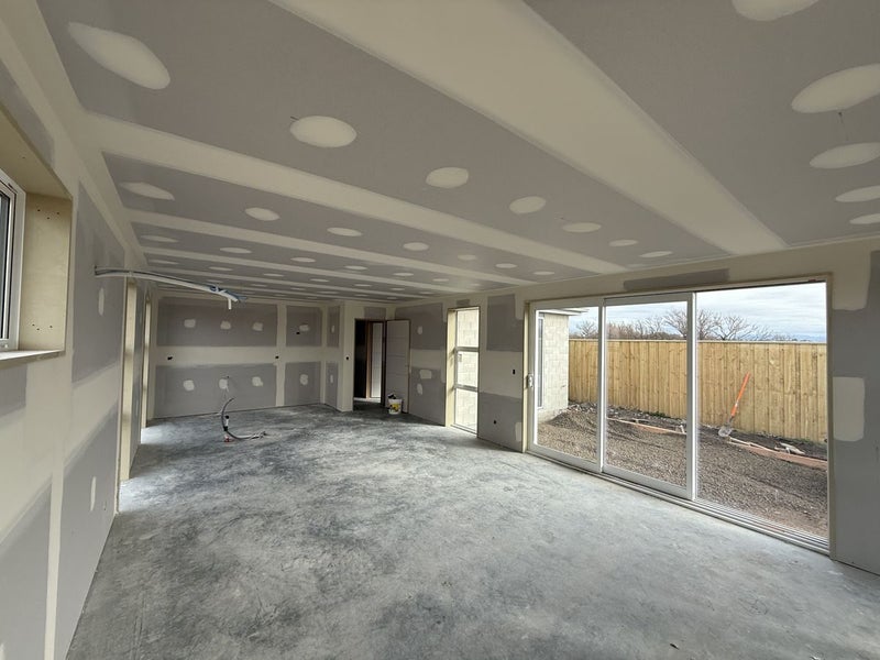 Image 3 of 9