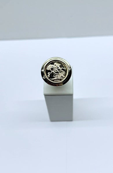 10 CT Yellow Gold Sovereign Ring Carousel 1