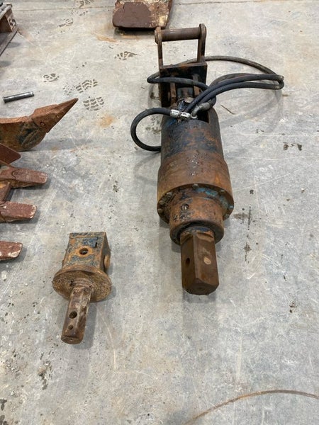 Used attachments for sale!! ( MAKE AN OFFER )62931724480258113