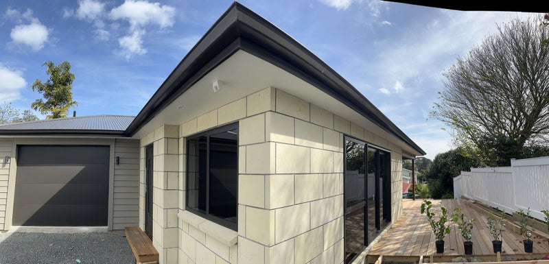 Image 1 of 18