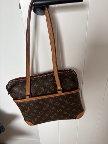 Significantly reduced Louis Vuitton Carousel 1