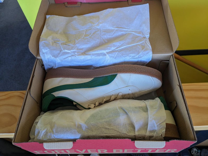 Classic Original Puma Club Suede Unisex sneakers in Alpine Snow-Vine-Puma Gold Carousel 10