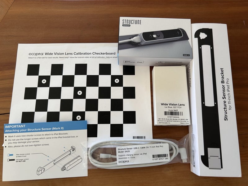 Structure Sensor (Mark II) Bundle for 11 inch IPad Pro Carousel 1
