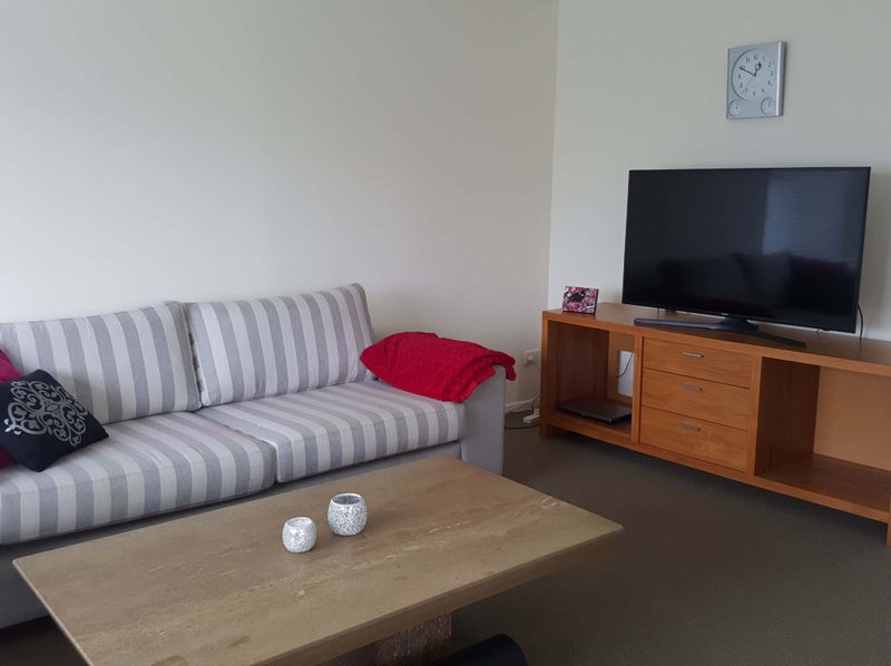 Botany Downs, 4 bedrooms64304723783937112