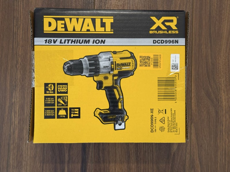 DeWALT XR XRP Cordless Hammer Drill Skin Only 18v DCD996 Carousel 3