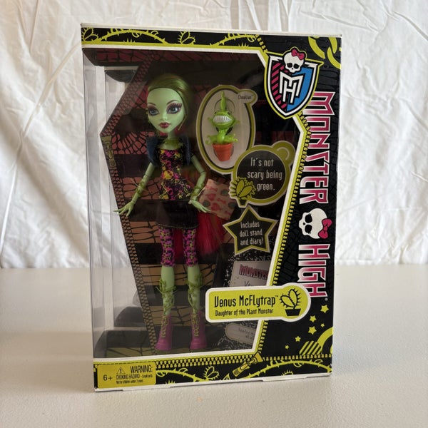Venus McFlytrap Monster High Doll Carousel 1