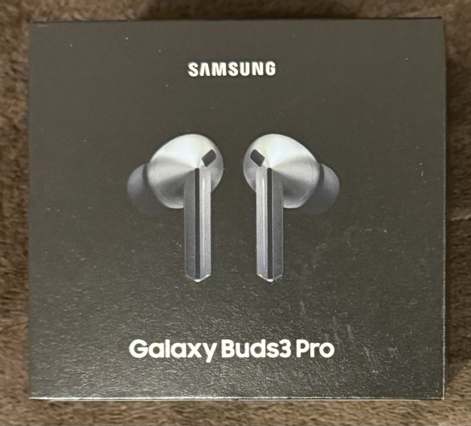 Samsung Galaxy Buds3 Pro (Silver) brand new Carousel 1