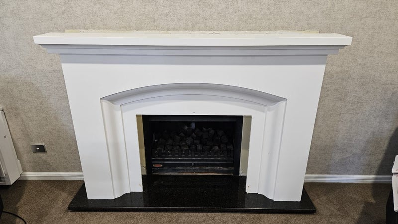 Fireplace surround, plaster Carousel 1