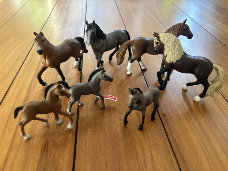 Schleich- Bulk Horses62863873907458118
