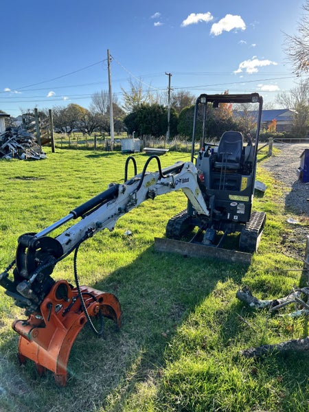 2022 Bobcat e20z + Trailer + Buckets & Attachment Carousel 1