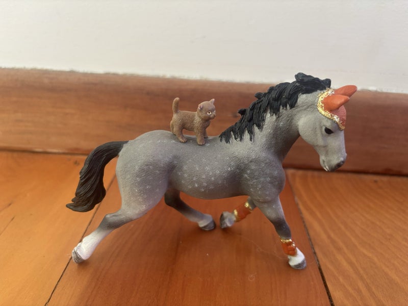 Schleich - Mia's Vaulting Riding Set62863873901185113