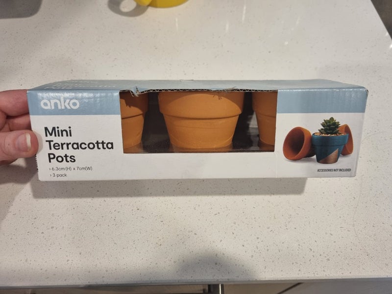 Mini Terracotta Pots Carousel 1