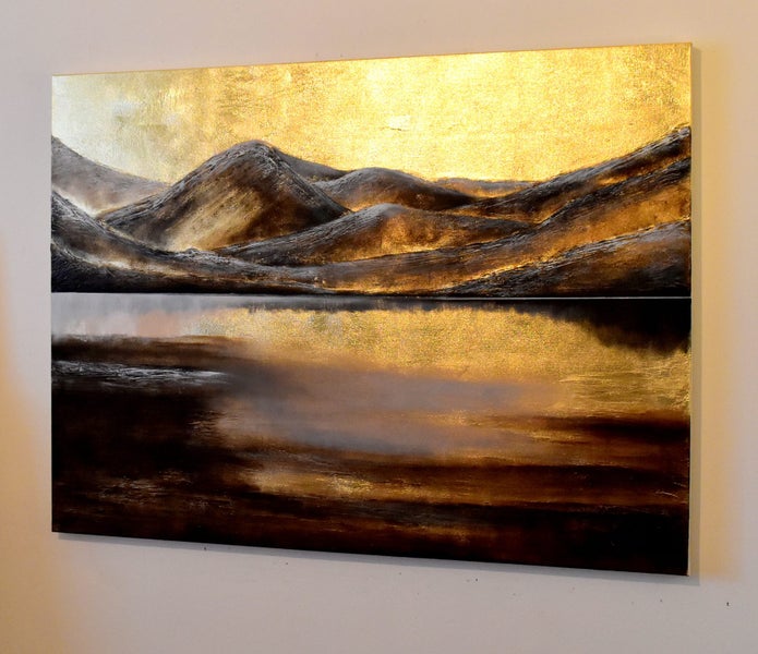 THE REMARKABLES GOLDEN LIGHT - GOLD LEAF - EXTRA LARGE Carousel 2