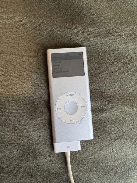 iPod Nano 2nd Gen 2gb Carousel 2