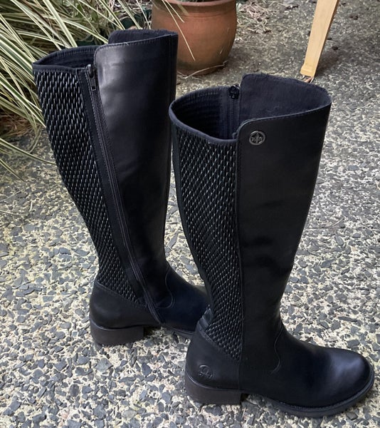 Rieker, Lorne Boot, size 37 (6), AS NEW CONDITION, elasticated calf62863847874307114