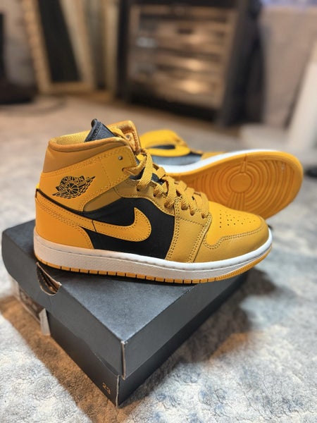 Jordan 1 Mid Chutney US6 Carousel 1