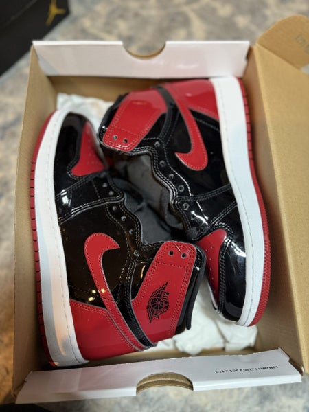 Nike Air Jordan 1 Retro High OG Patent Bred Varsity Red Black Carousel 5